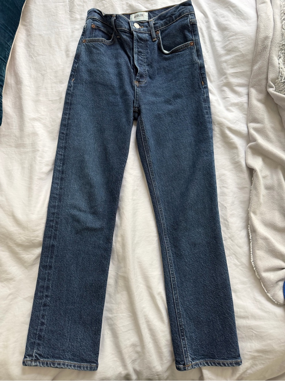 Agolde Riley Crop Jeans in Dark Indigo